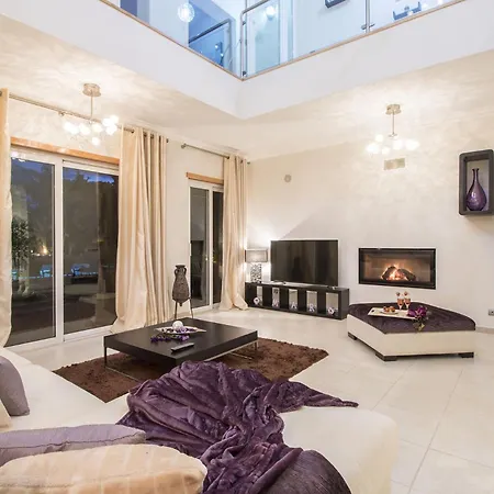 ヴィラ Mar アルマンシル